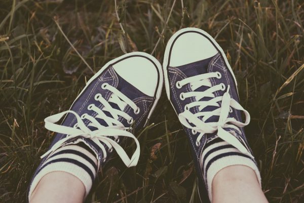 Hoe heet het plastic uiteinde van je veters? - Kiddy Fashion